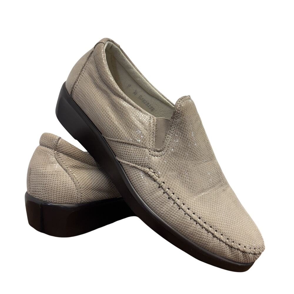 SAS Loafers Dream Leather Slip On Mushroom Snake Print Comfort Shoe Size 9W WIDE